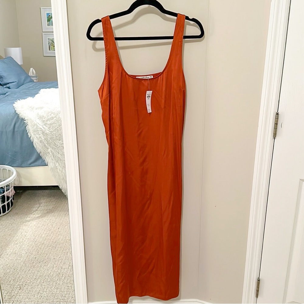 Abercrombie & Fitch | Satin Slip Midi Dress Burnt Orange – Size M NWT - Picture 5 of 11